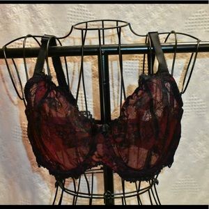 Red and black non-padded bra